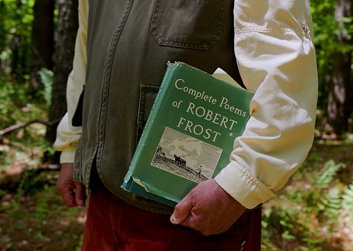  Jay Parini holding the Complete Poems of Robert Frost 